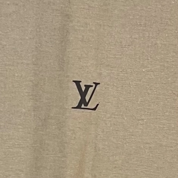 LOUIS VUITTON Vintage Fold Over Monogram Dust Bag, Medium, 18" Wide x 13" High - Picture 3 of 3